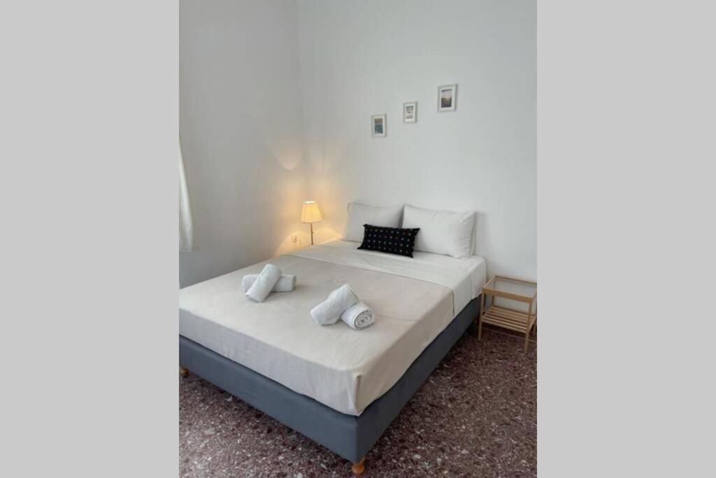 Panos Rooms Modern 3-Bedroom Apartment Ándros Esterno foto